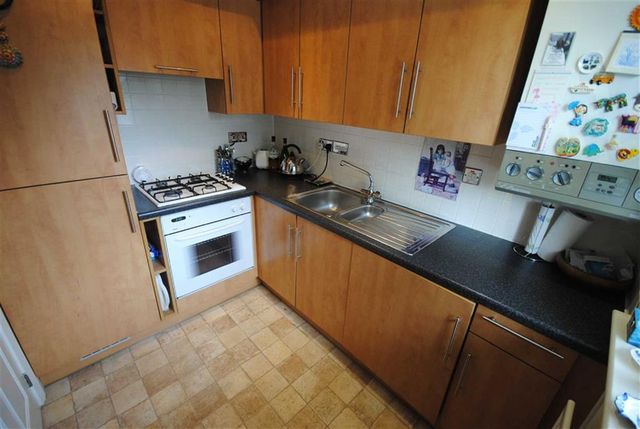  Image of 1 bedroom Flat for sale in Cheadle Road Cheadle Hulme Cheadle SK8 at Irwin Court, Cheadle Road Stockport Stockport, SK8 5EU